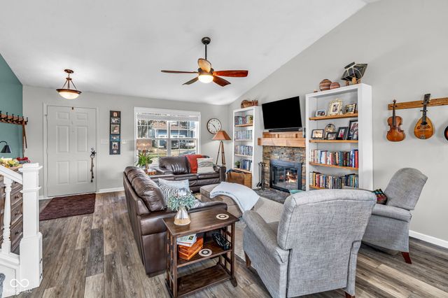 6437 Greenspire Place, Indianapolis, IN 46221