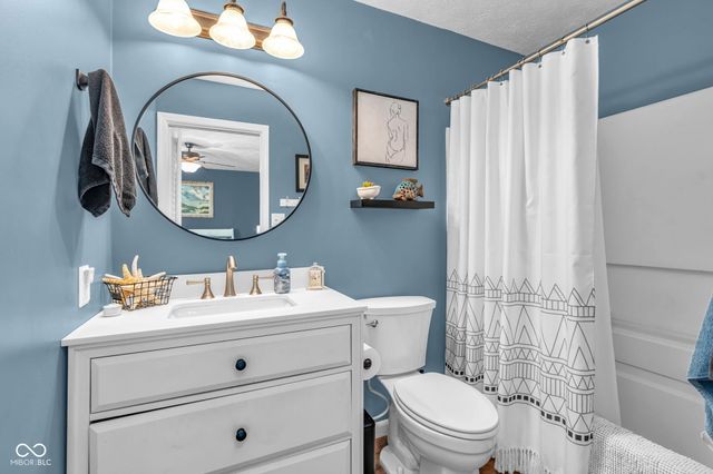 6437 Greenspire Place, Indianapolis, IN 46221