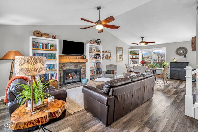 6437 Greenspire Place, Indianapolis, IN 46221