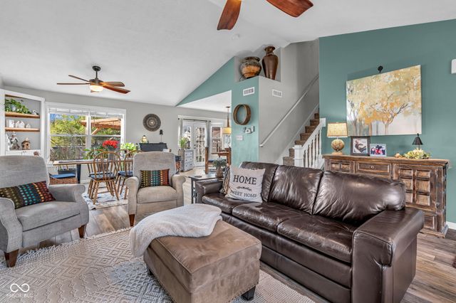 6437 Greenspire Place, Indianapolis, IN 46221