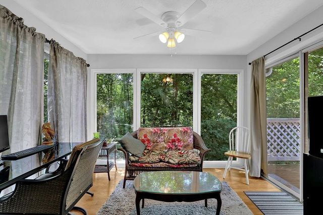 1004 Vicksburg Place, Atlanta, GA 30350