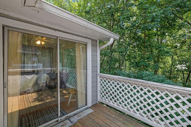 1004 Vicksburg Place, Atlanta, GA 30350