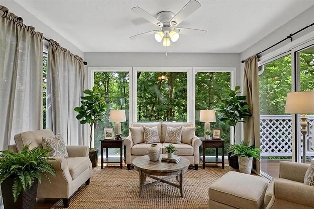 1004 Vicksburg Place, Atlanta, GA 30350
