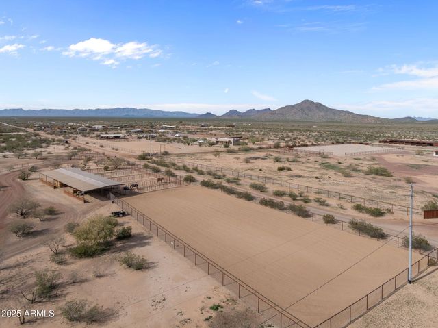 45243 W J-1 RANCH Road, Wickenburg, AZ 85390