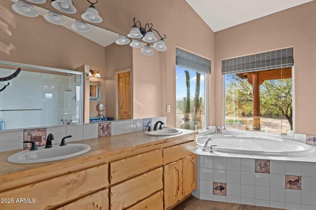45243 W J-1 RANCH Road, Wickenburg, AZ 85390