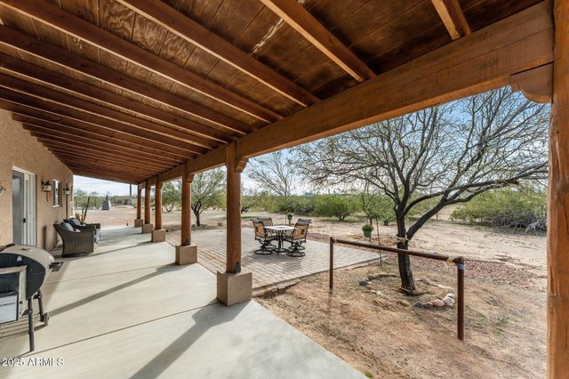 45243 W J-1 RANCH Road, Wickenburg, AZ 85390