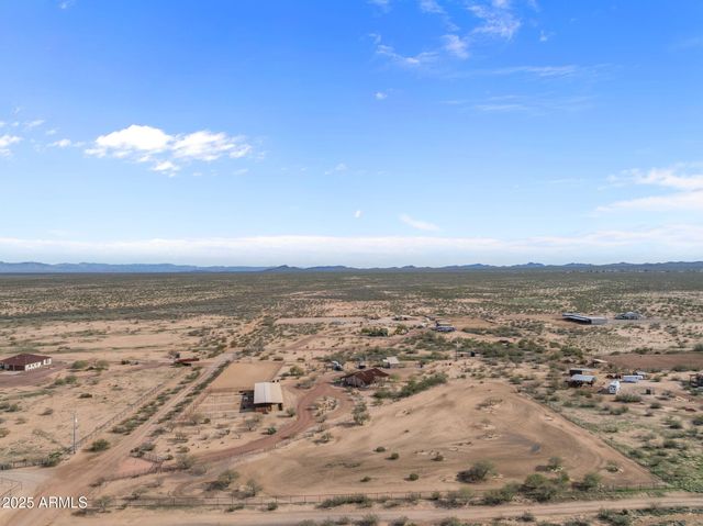 45243 W J-1 RANCH Road, Wickenburg, AZ 85390
