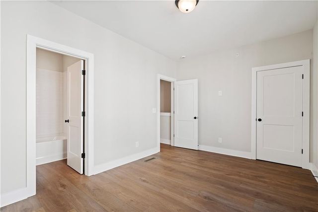 989 Bibbs Circle NW 24, Atlanta, GA 30318