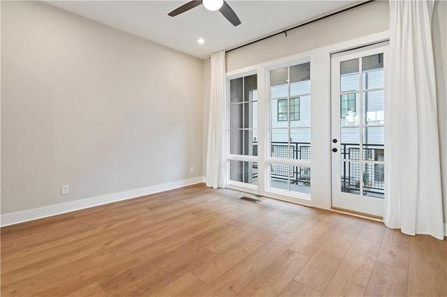 989 Bibbs Circle NW 24, Atlanta, GA 30318