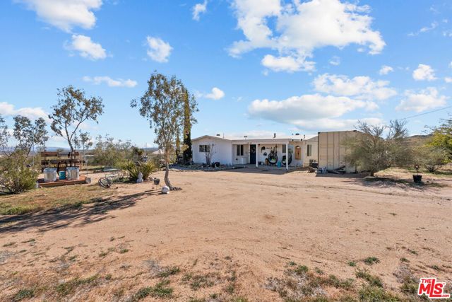 55436 Cone Boulevard, Landers, CA 92285