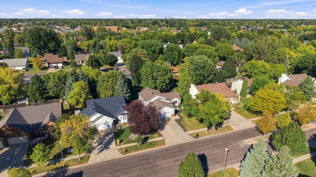 2319 35th Avenue S, Fargo, ND 58104