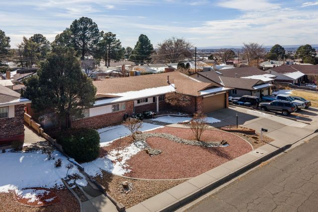 12312 Casa Grande Avenue NE, Albuquerque, NM 87112