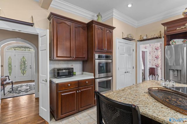 71 Windsor Drive, Russellville, AL 35653