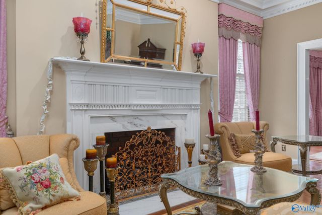 71 Windsor Drive, Russellville, AL 35653