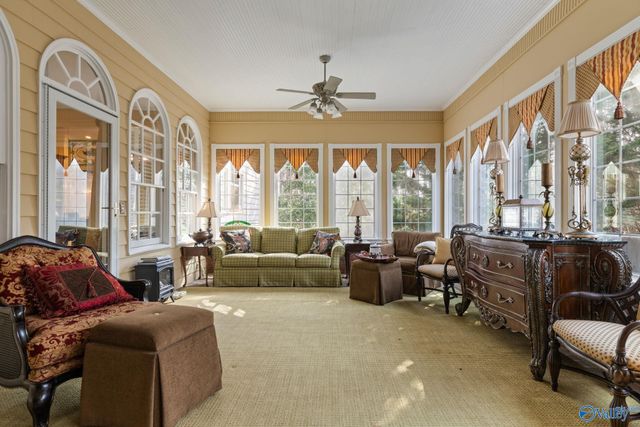 71 Windsor Drive, Russellville, AL 35653