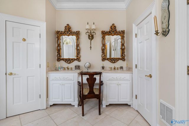 71 Windsor Drive, Russellville, AL 35653