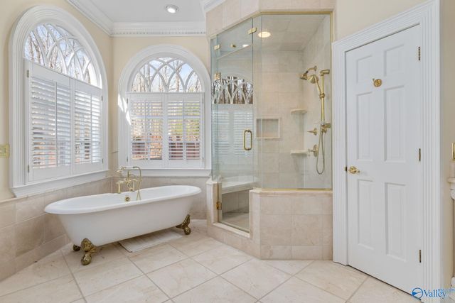 71 Windsor Drive, Russellville, AL 35653