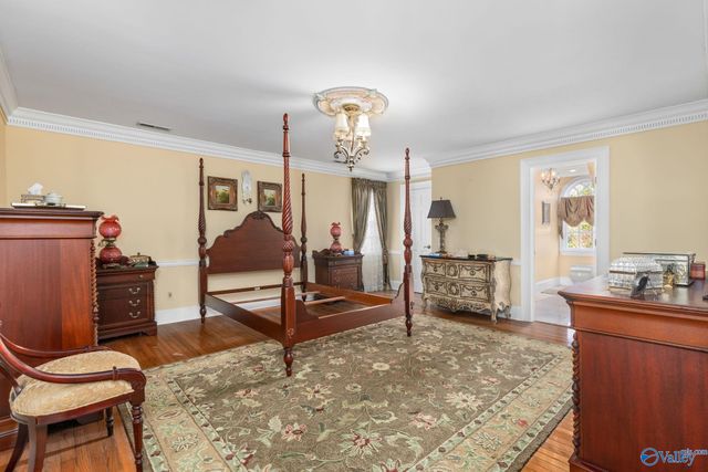 71 Windsor Drive, Russellville, AL 35653