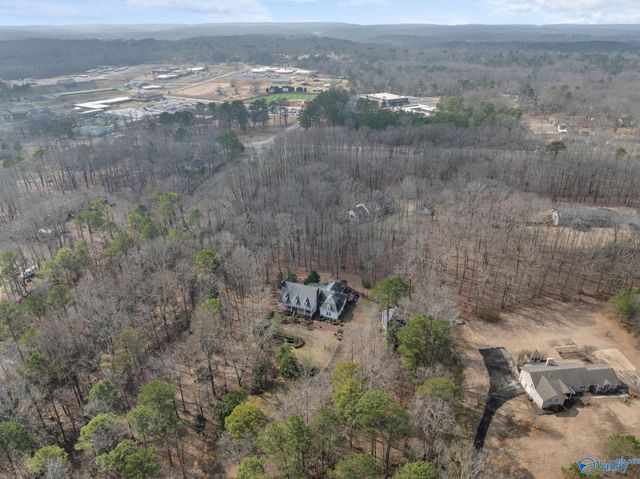 71 Windsor Drive, Russellville, AL 35653