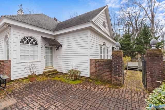 71 Windsor Drive, Russellville, AL 35653