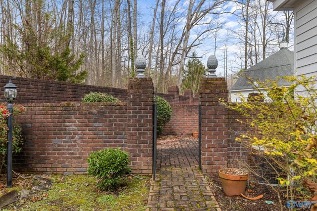 71 Windsor Drive, Russellville, AL 35653