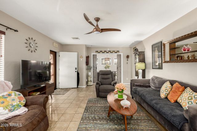 1103 N OLIVE Avenue, Casa Grande, AZ 85122