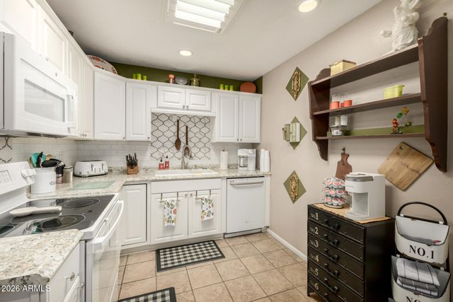 1103 N OLIVE Avenue, Casa Grande, AZ 85122