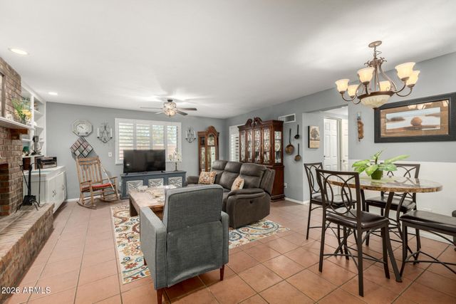 1103 N OLIVE Avenue, Casa Grande, AZ 85122