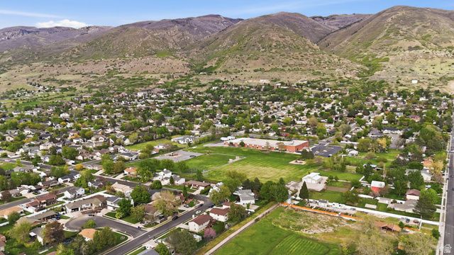 257 W 1125 N, Centerville, UT 84014