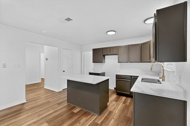 1306 Oak Street, Mckinney, TX 75069