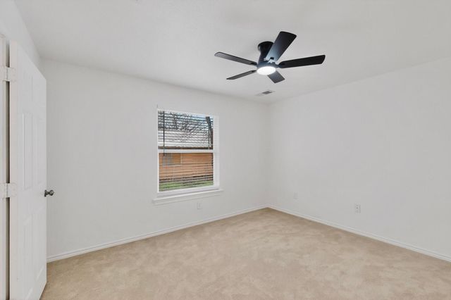 1306 Oak Street, Mckinney, TX 75069