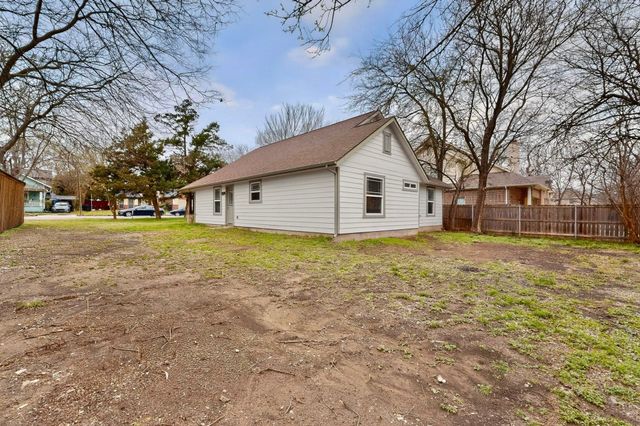 1306 Oak Street, Mckinney, TX 75069