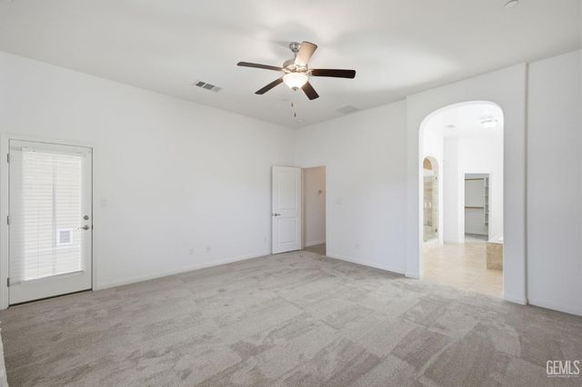 12623 Stillbrook Drive, Bakersfield, CA 93311