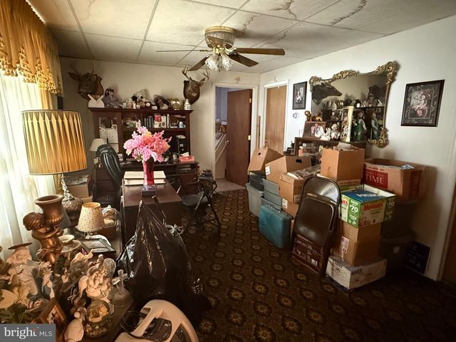 16 E MAIN ST, Quakake, PA 18245