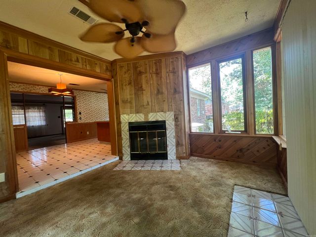 1207 Ray Road, Jacksonville, AR 72076