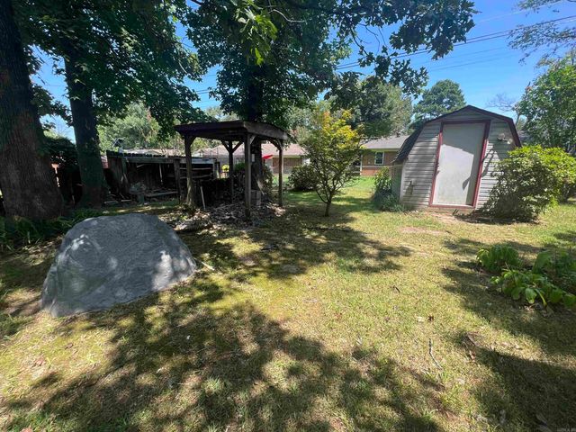 1207 Ray Road, Jacksonville, AR 72076