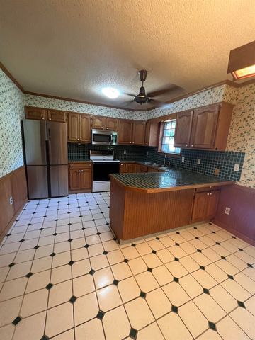 1207 Ray Road, Jacksonville, AR 72076