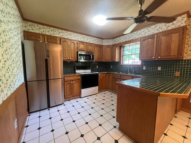 1207 Ray Road, Jacksonville, AR 72076