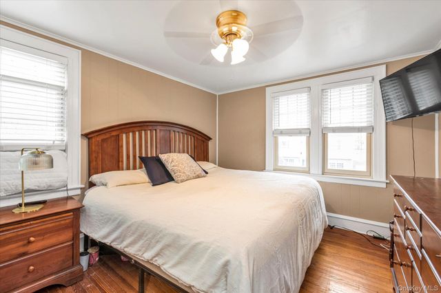 100 Nassau Avenue, Malverne, NY 11565