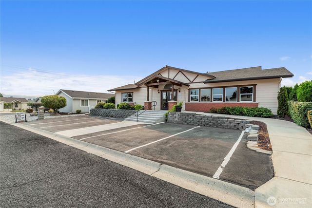 1240 Gallers Street, Wenatchee, WA 98801