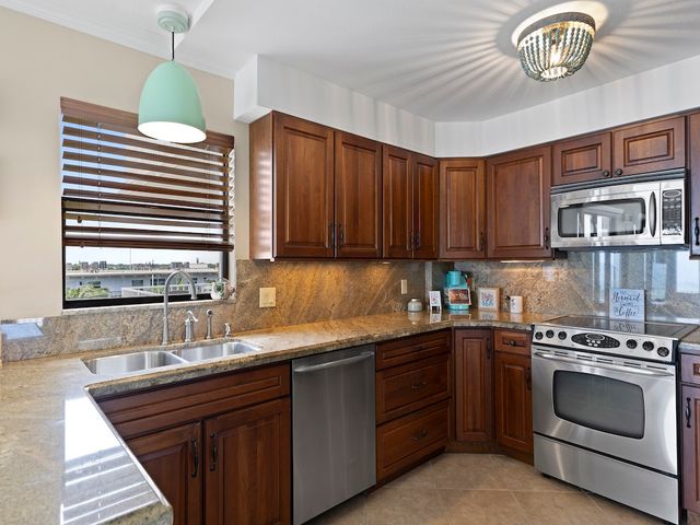 4450 Highway A1A None 406, Vero Beach, FL 32963