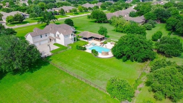 3807 Westerdale Drive, Fulshear, TX 77441
