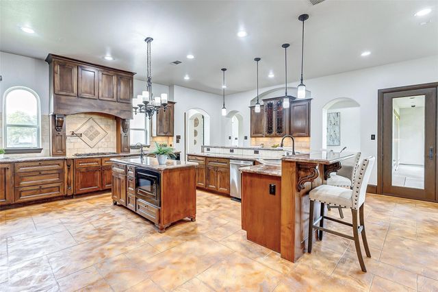3807 Westerdale Drive, Fulshear, TX 77441