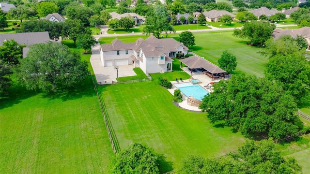 3807 Westerdale Drive, Fulshear, TX 77441