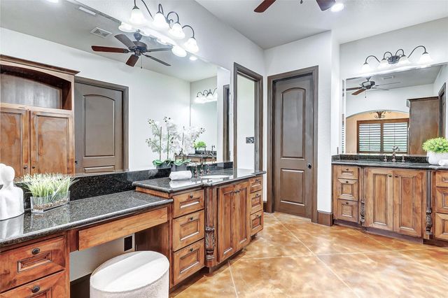 3807 Westerdale Drive, Fulshear, TX 77441