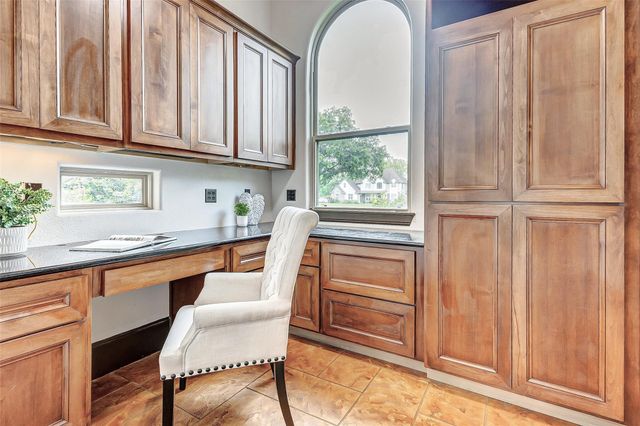 3807 Westerdale Drive, Fulshear, TX 77441