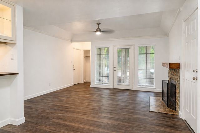 3105 San Jacinto Street 117, Dallas, TX 75204