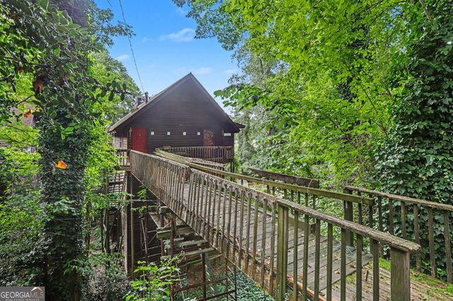 469 Overbrook Drive NW, Atlanta, GA 30318