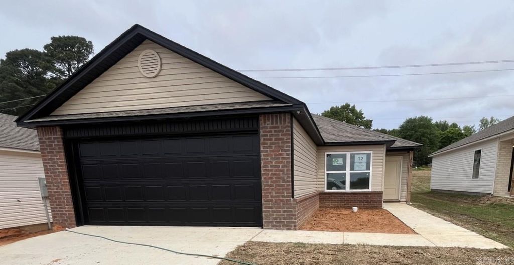 1044 Raven Walk Drive, Benton, AR 72015