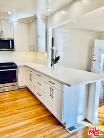 1256 DEVON Avenue, Los Angeles, CA 90024